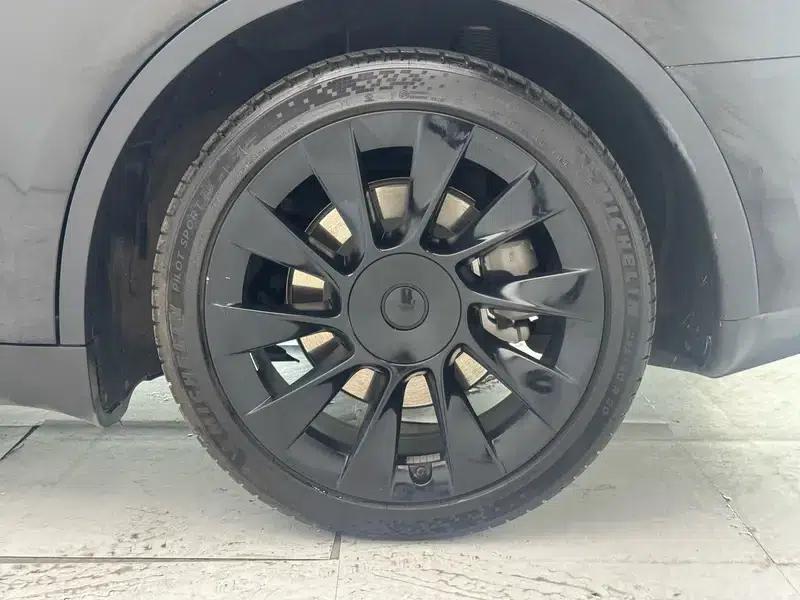 Model Y 2022 Facelift Rear-Wheel Drive Version — миниатюра 9