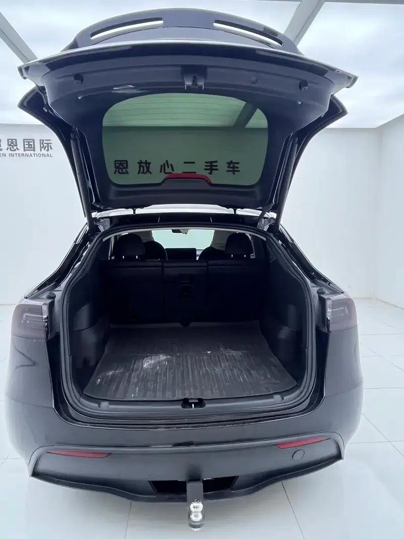 Model Y 2023 Rear-Wheel Drive — миниатюра 17