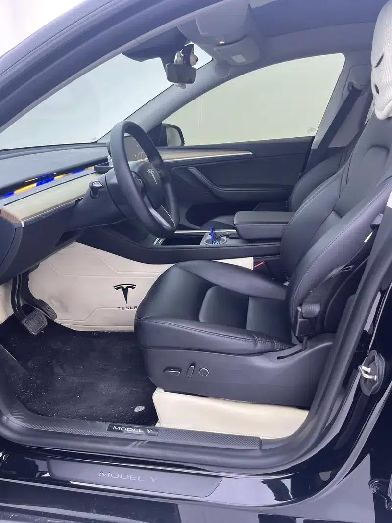 Model Y 2023 Rear-Wheel Drive — миниатюра 10