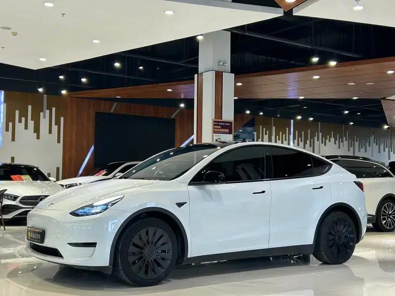 Model Y 2022 Facelift Rear-Wheel Drive Version — миниатюра 1