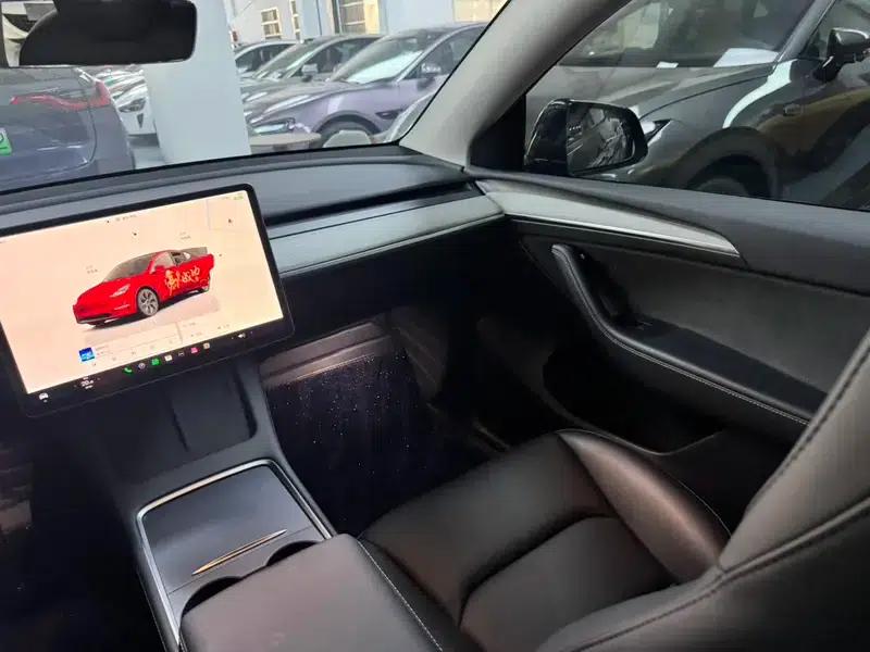 Model Y 2024 Rear-Wheel Drive — миниатюра 11