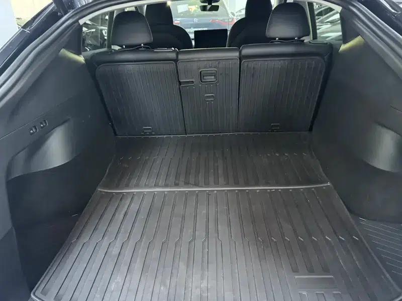 Model Y 2024 Rear-Wheel Drive — миниатюра 17
