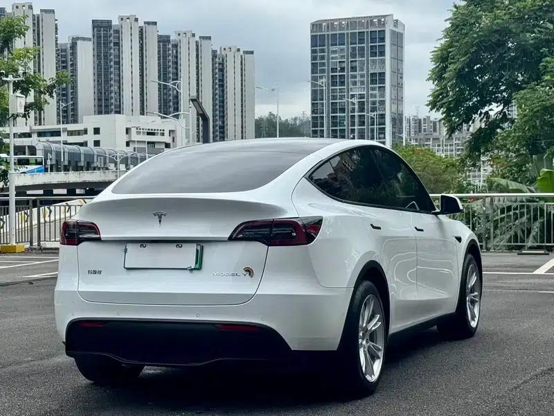 Model Y 2022 Facelift Rear-Wheel Drive Version — миниатюра 7