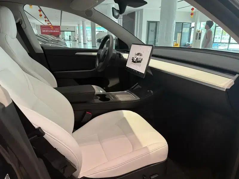 Model Y 2022 Facelift Rear-Wheel Drive Version — миниатюра 8