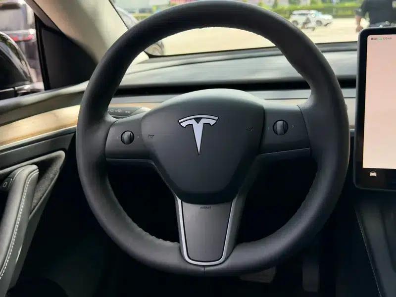 Model Y 2022 Facelift Rear-Wheel Drive Version — миниатюра 14