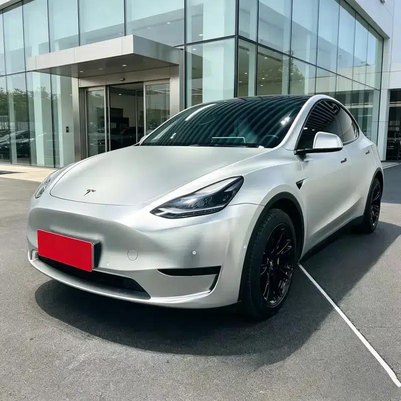 Model Y 2022 Rear-Wheel Drive — миниатюра 1