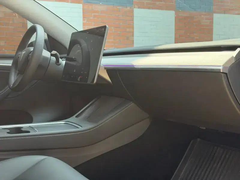 Model Y 2023 Rear-Wheel Drive — миниатюра 6