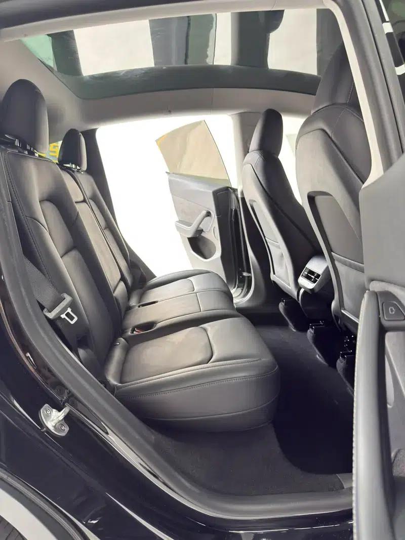 Model Y 2023 Rear-Wheel Drive — миниатюра 13