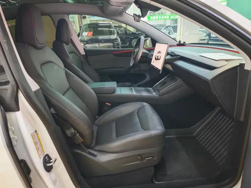 Model Y 2025 Rear-Wheel Drive — миниатюра 14