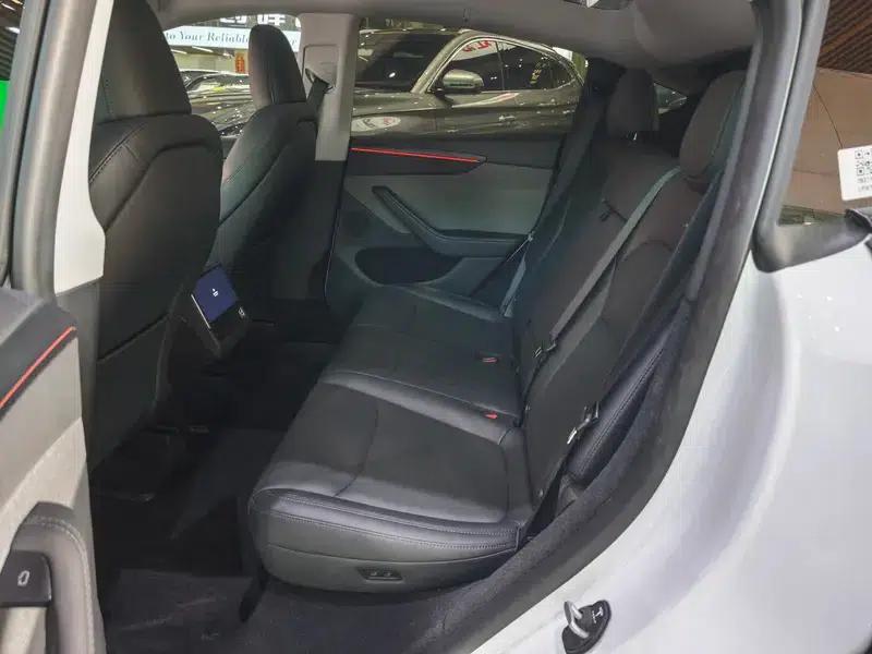 Model Y 2025 Rear-Wheel Drive — миниатюра 15