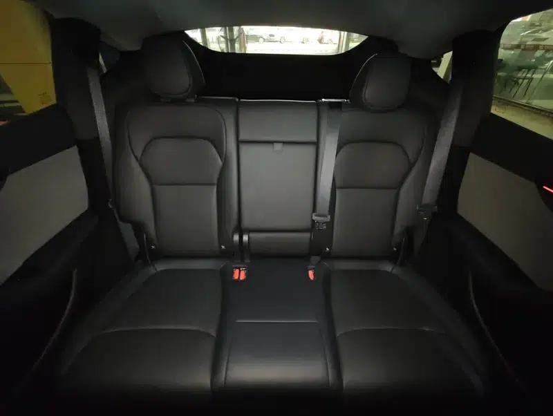 Model Y 2025 Rear-Wheel Drive — миниатюра 17