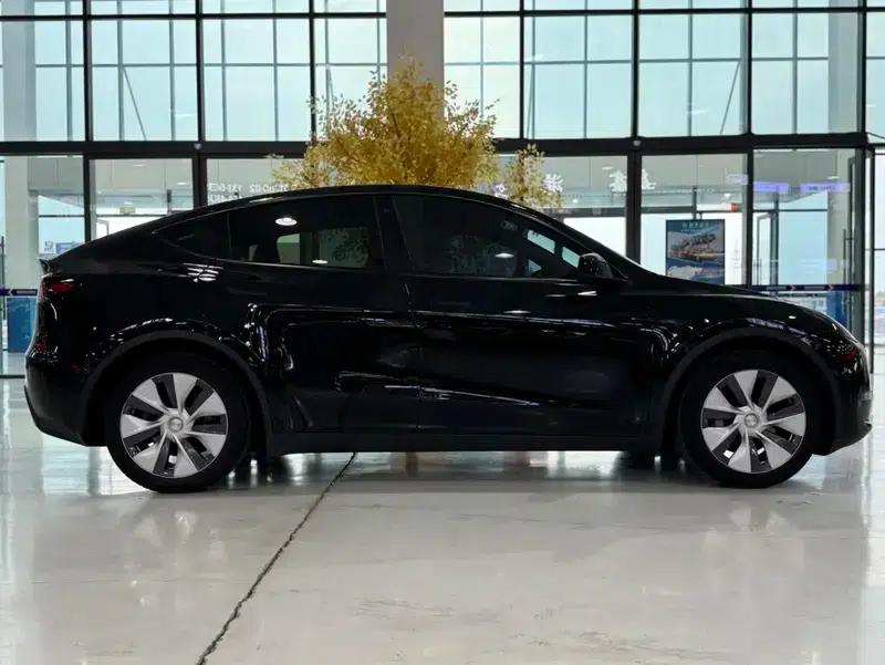 Model Y 2022 Facelift Long Range All-Wheel Drive Version — миниатюра 7