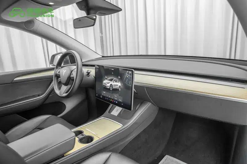 Model Y 2022 Rear-Wheel Drive — миниатюра 17