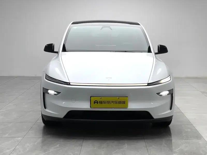 Model Y 2026 Rear-Wheel Drive — миниатюра 2