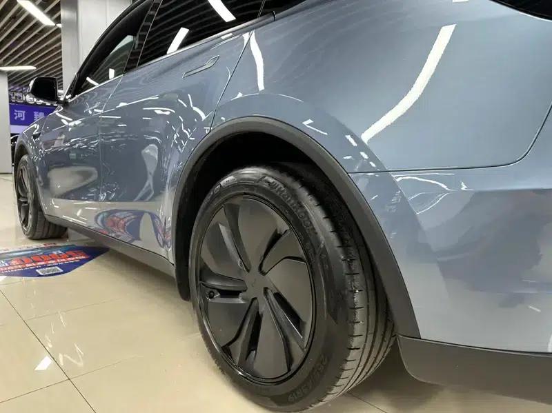 Model Y 2026 Long Range Rear-Wheel Drive — миниатюра 5