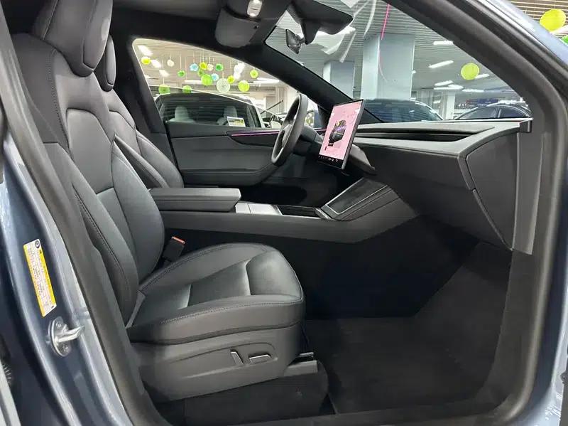 Model Y 2026 Long Range Rear-Wheel Drive — миниатюра 10