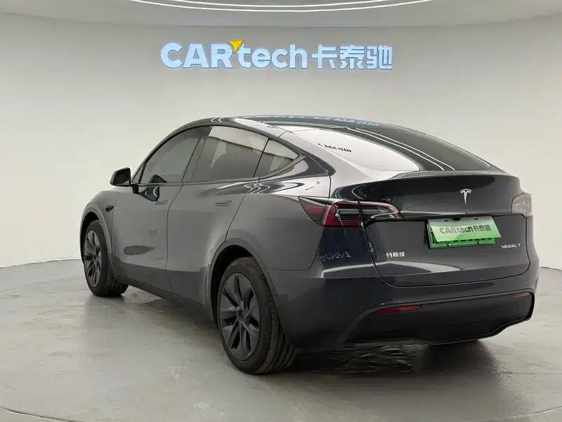 Model Y 2024 Rear-Wheel Drive — миниатюра 3