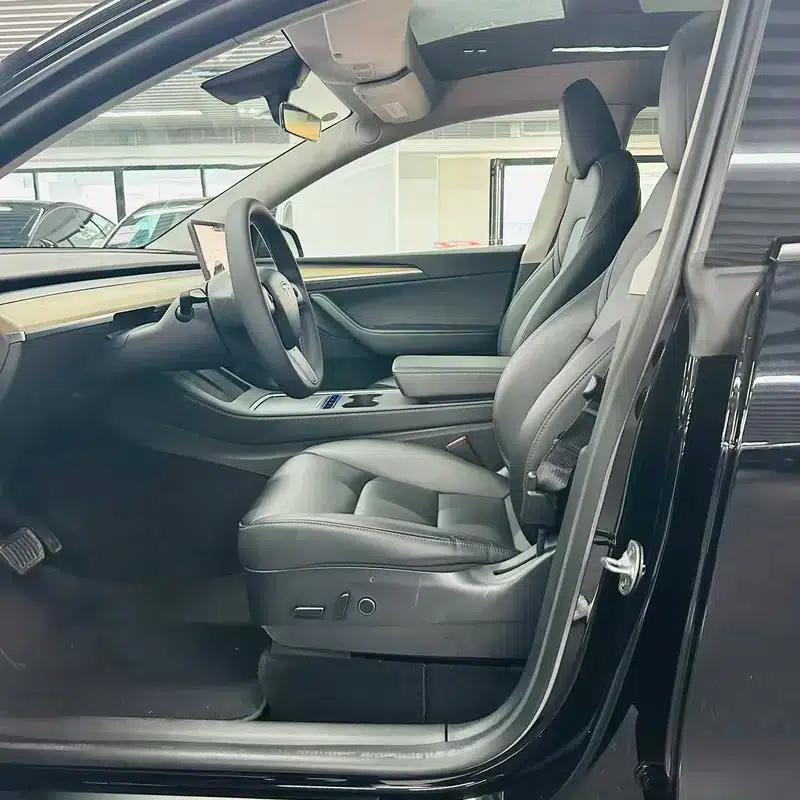 Model Y 2022 Facelift Rear-Wheel Drive Version — миниатюра 9