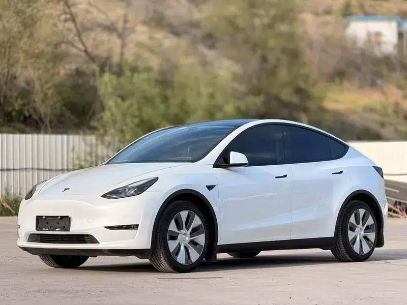 Model Y 2022 Facelift Long Range All-Wheel Drive Version — миниатюра 1