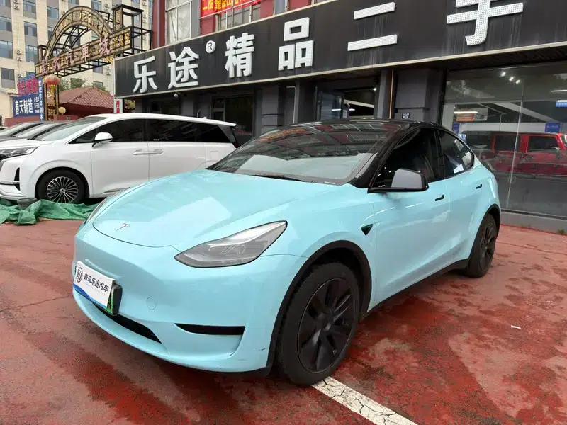 Model Y 2024 Rear-Wheel Drive — миниатюра 1