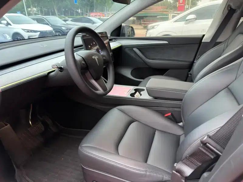 Model Y 2024 Rear-Wheel Drive — миниатюра 8