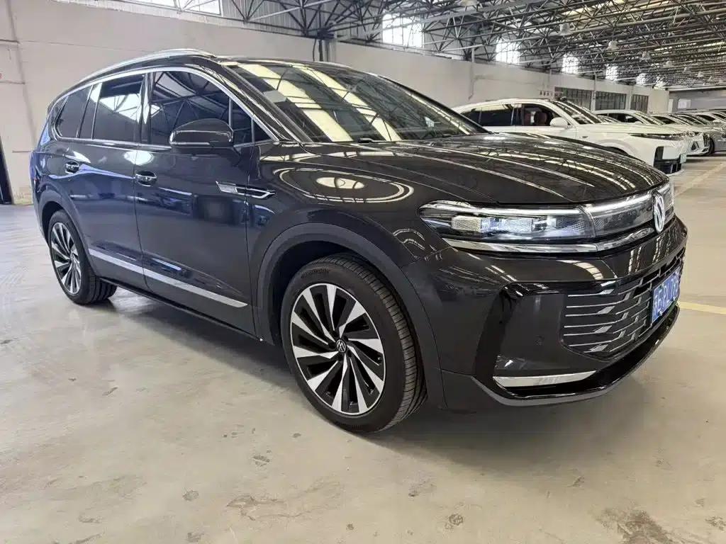 2026 Range Rover 450TSI AWD Supreme 6-Seater — миниатюра 3