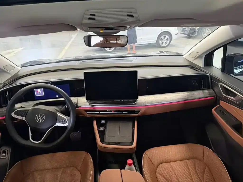 2026 Range Rover 450TSI AWD Supreme 6-Seater — миниатюра 7