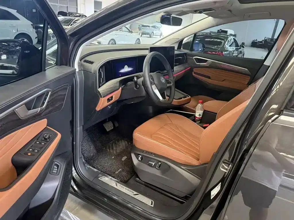 2026 Range Rover 450TSI AWD Supreme 6-Seater — миниатюра 8
