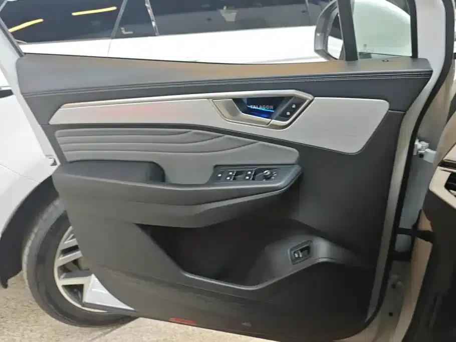 2021 Range Rover 380TSI AWD R-Line — миниатюра 7