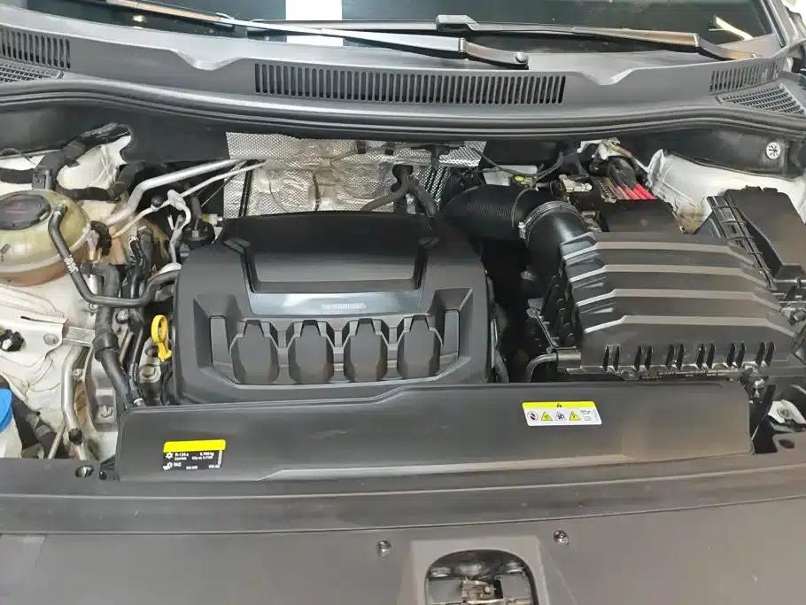 2021 Range Rover 380TSI AWD R-Line — миниатюра 10