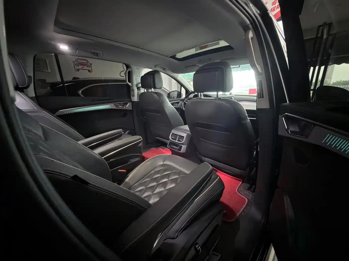 2021 Range Rover 380TSI AWD Flagship Edition — миниатюра 7