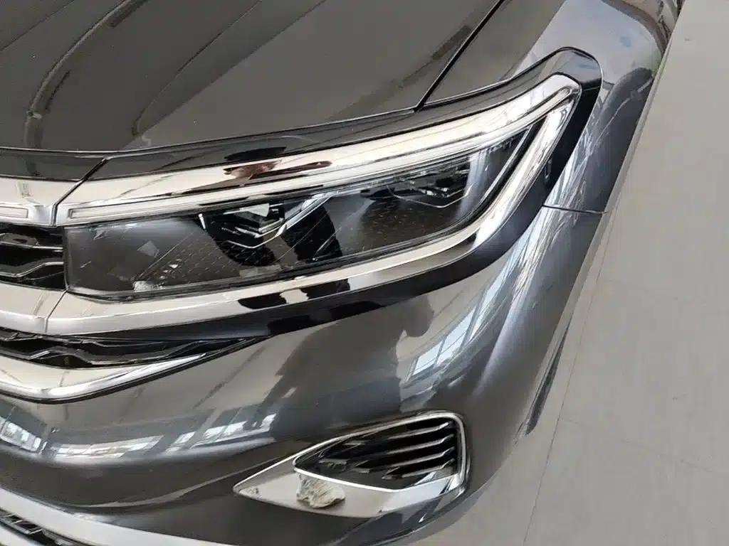 2021 Range Rover 380TSI AWD Luxury Pro — миниатюра 18