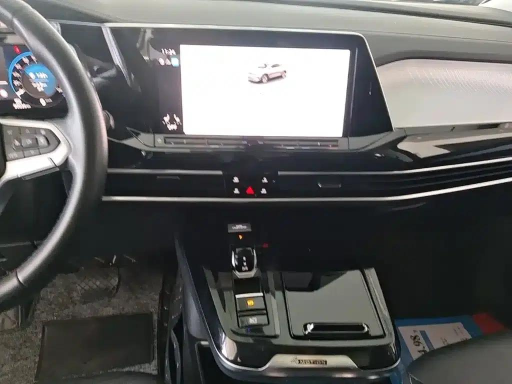 2021 Range Rover 380TSI AWD Luxury Pro — миниатюра 9