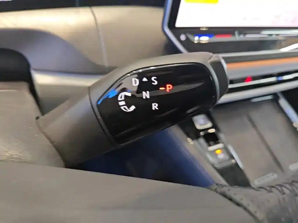 2026 Range Rover 450TSI AWD Flagship 6-Seater — миниатюра 21