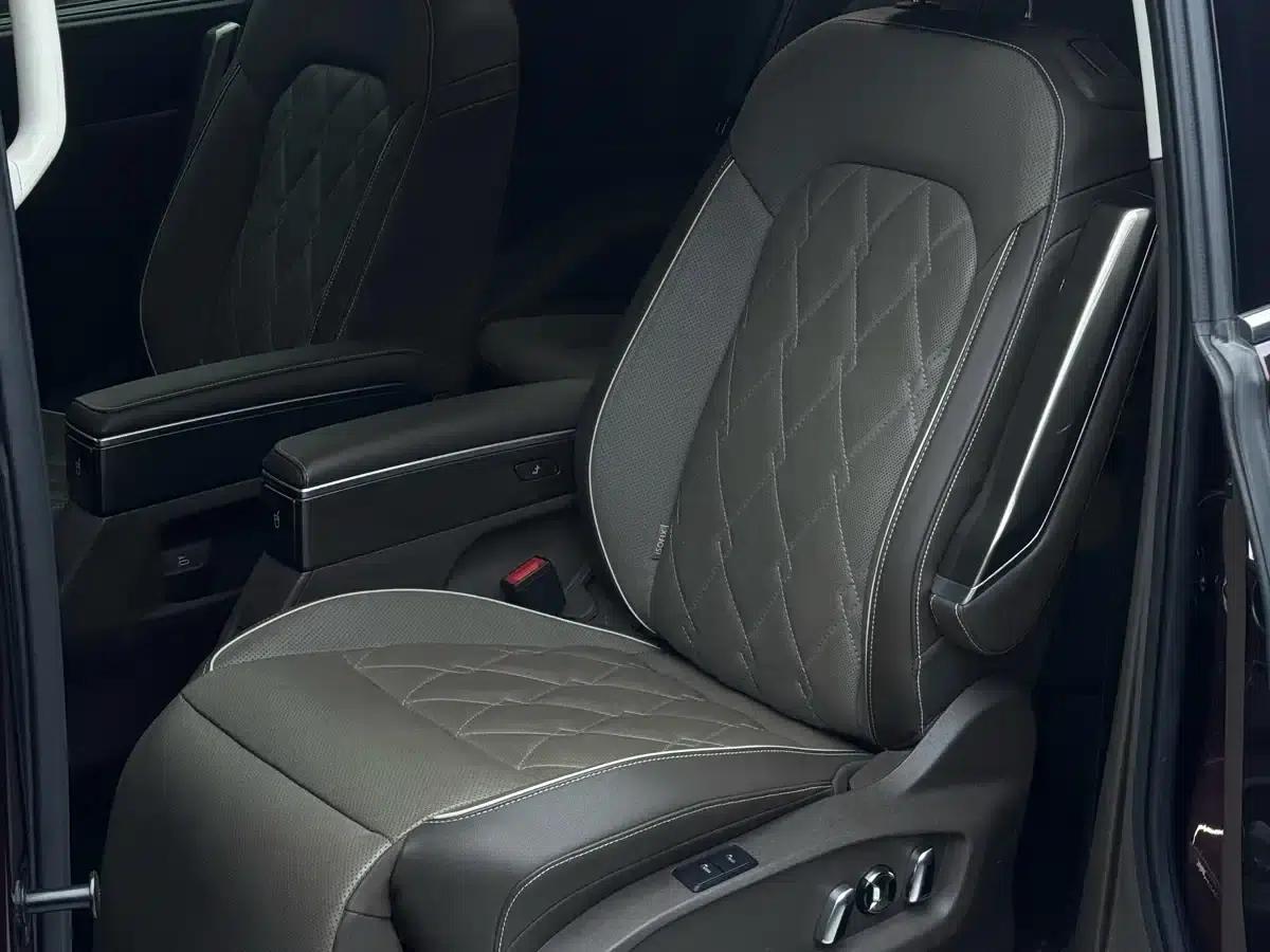 Viloran 2022 380TSI Premium Edition — миниатюра 3