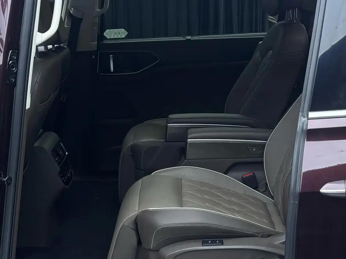 Viloran 2022 380TSI Premium Edition — миниатюра 4
