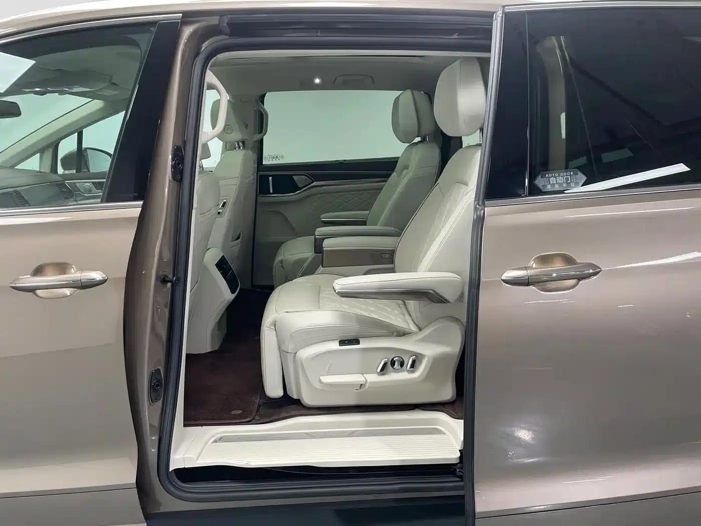Viloran 2020 380TSI Premium Edition — миниатюра 11