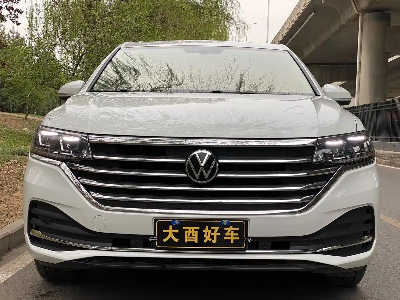 Viloran 2022 330TSI Business Edition — миниатюра 2