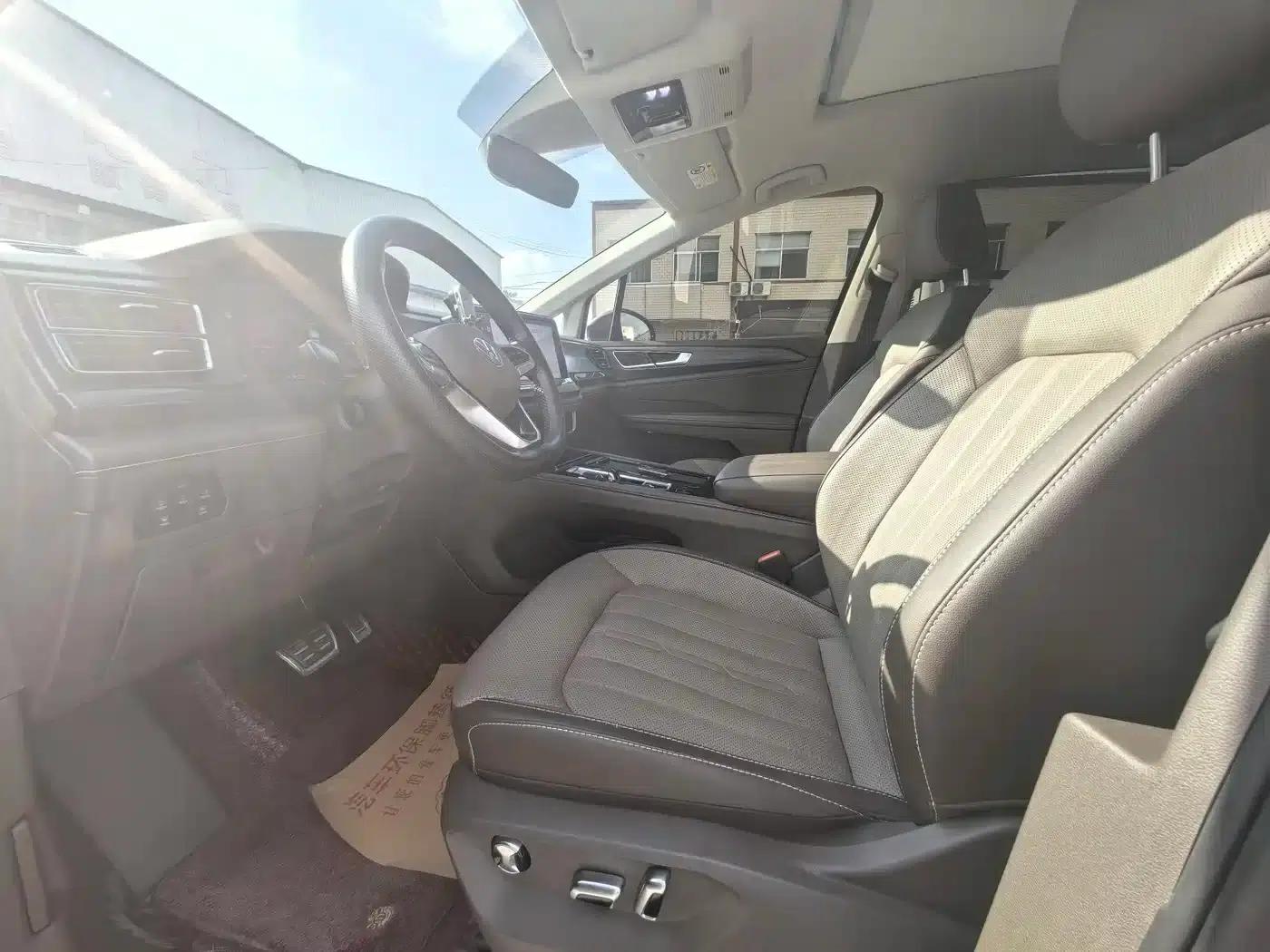 Viloran 2023 380TSI Premium Edition — миниатюра 7