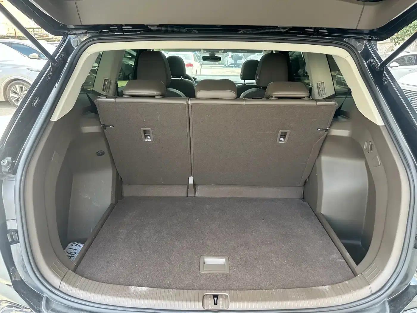 Viloran 2023 330TSI Business Edition — миниатюра 12
