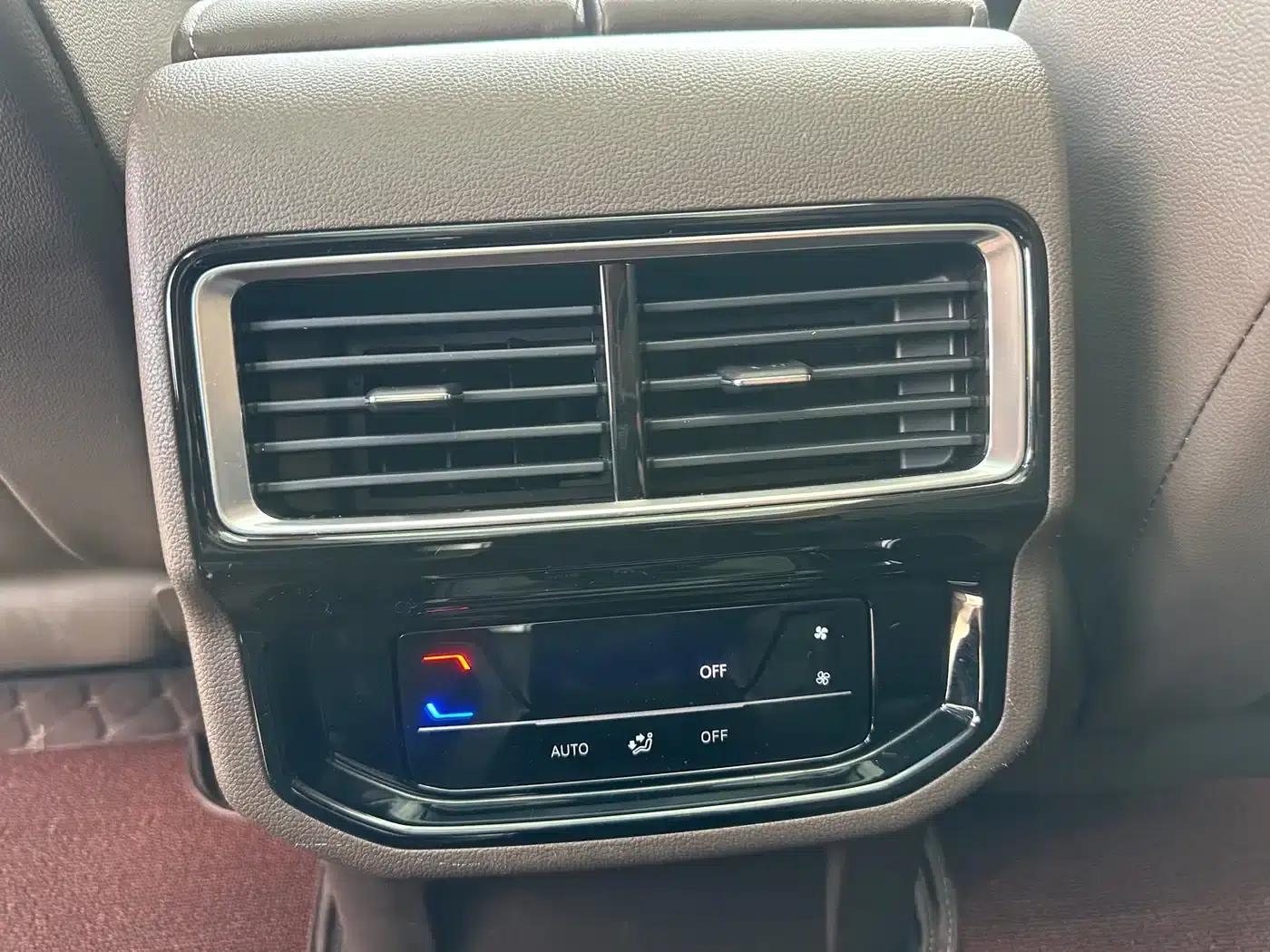 Viloran 2023 330TSI Business Edition — миниатюра 18