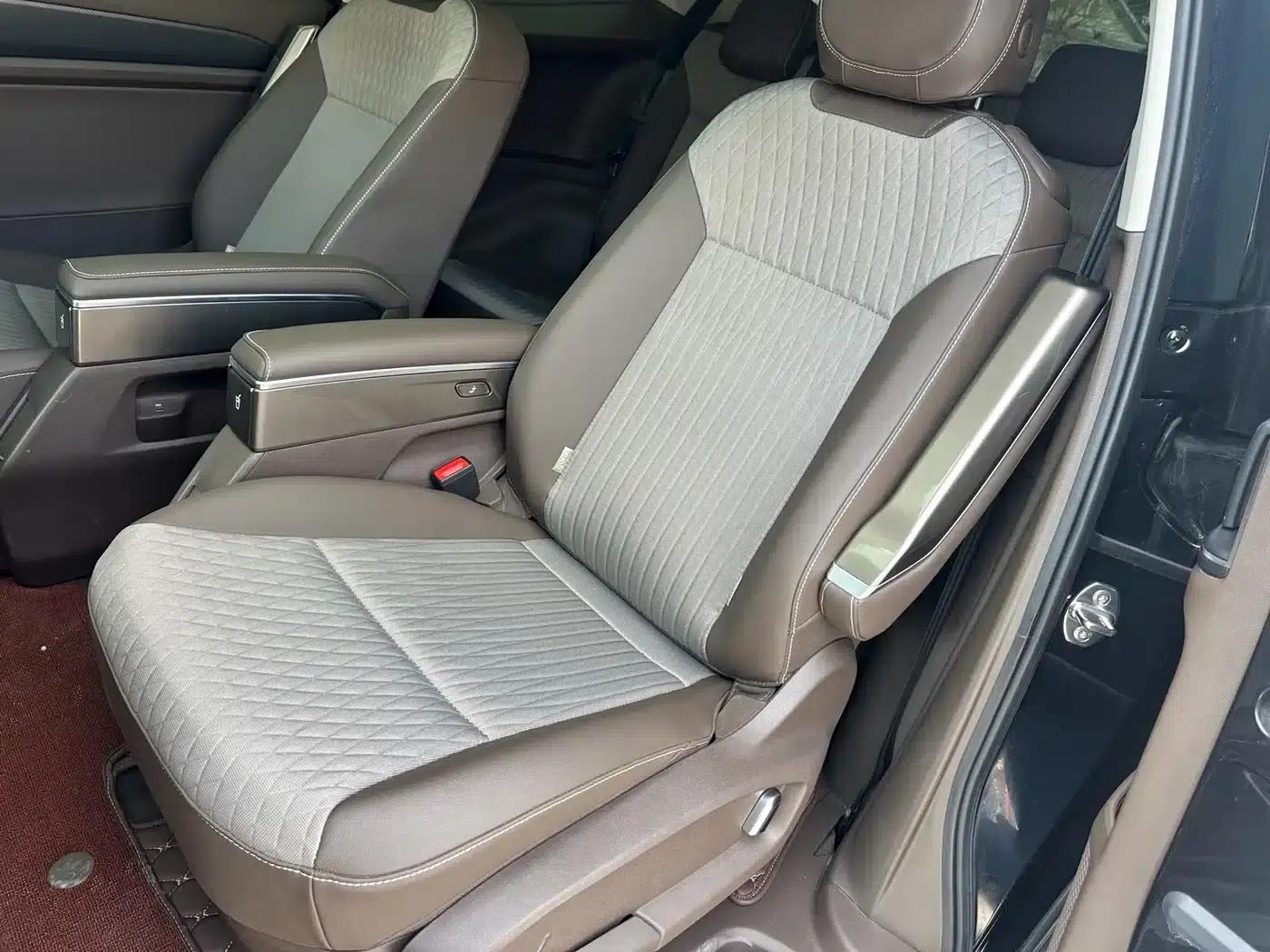 Viloran 2023 330TSI Business Edition — миниатюра 19