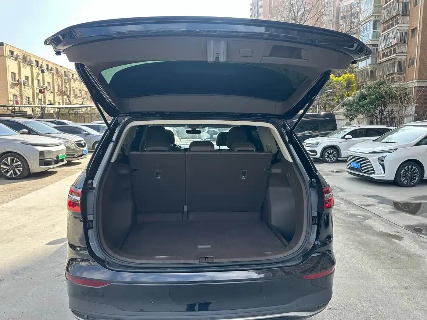 Viloran 2023 330TSI Business Edition — миниатюра 10