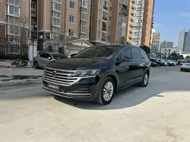 Viloran 2023 330TSI Business Edition