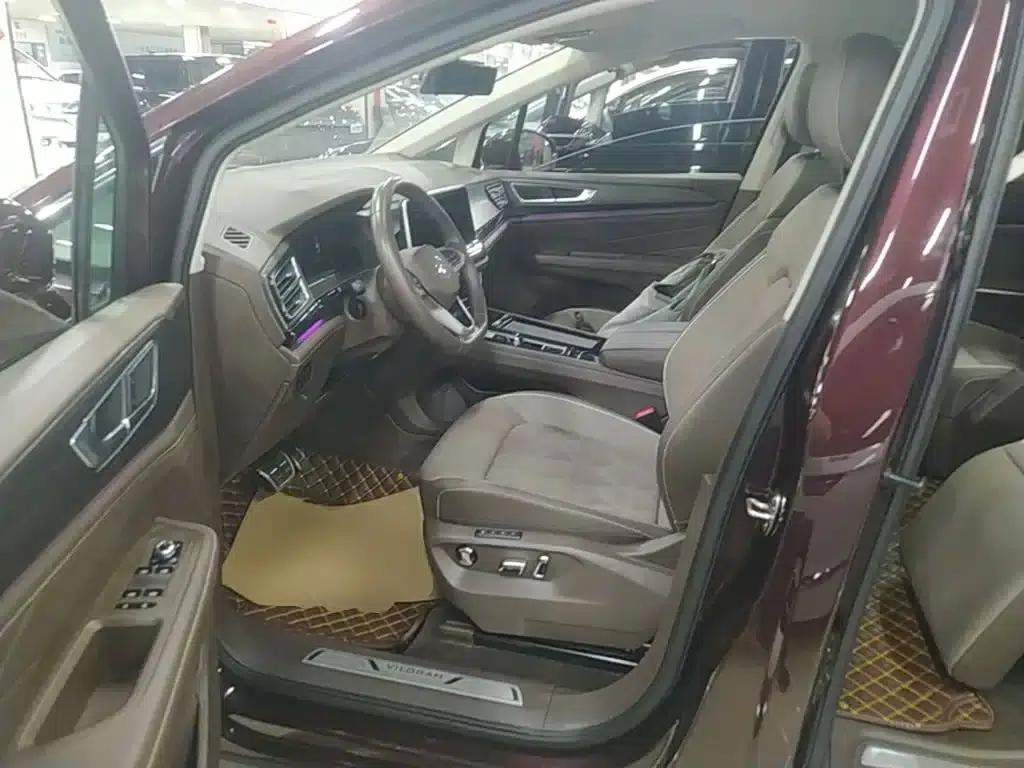 Viloran 2023 380TSI Premium Edition — миниатюра 15
