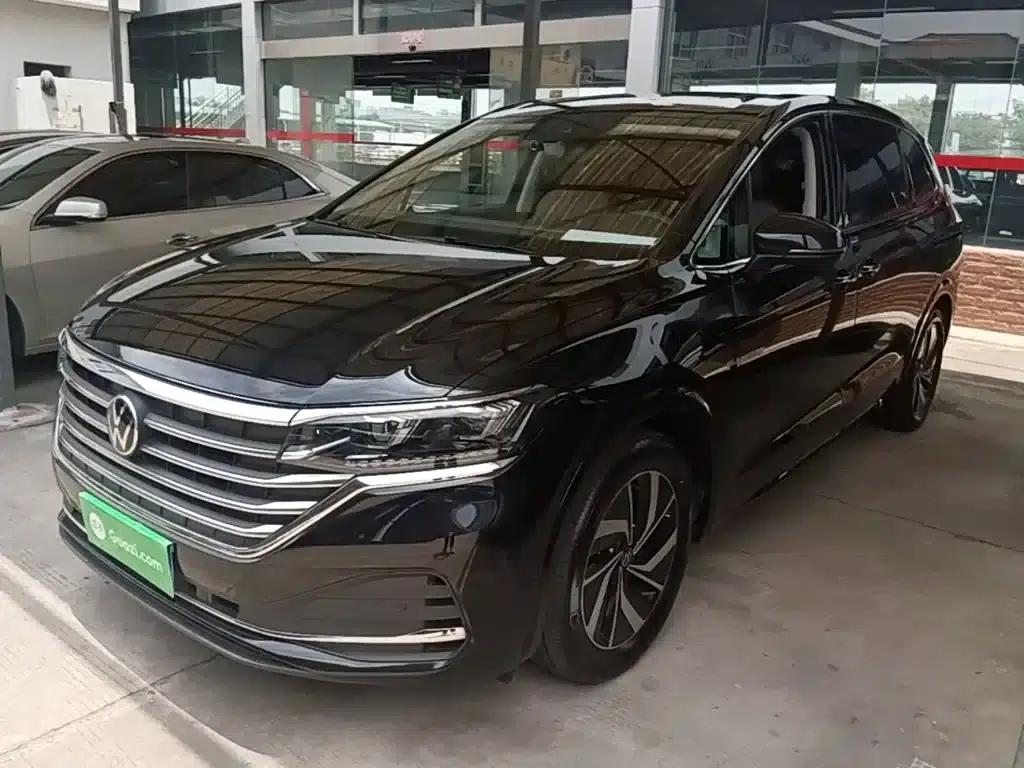 Viloran 2024 330TSI Luxury Edition — миниатюра 2