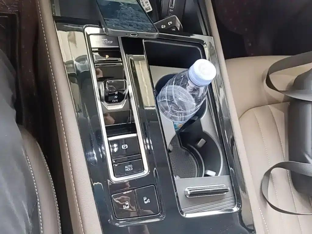 Viloran 2024 330TSI Luxury Edition — миниатюра 14