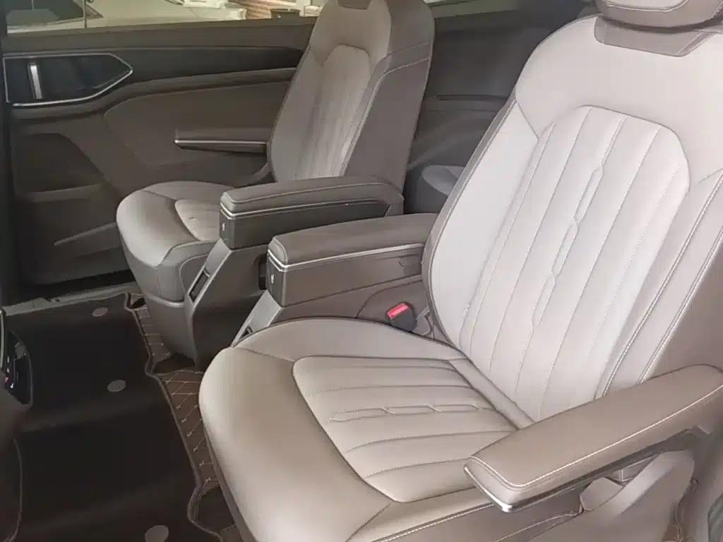 Viloran 2024 330TSI Luxury Edition — миниатюра 17