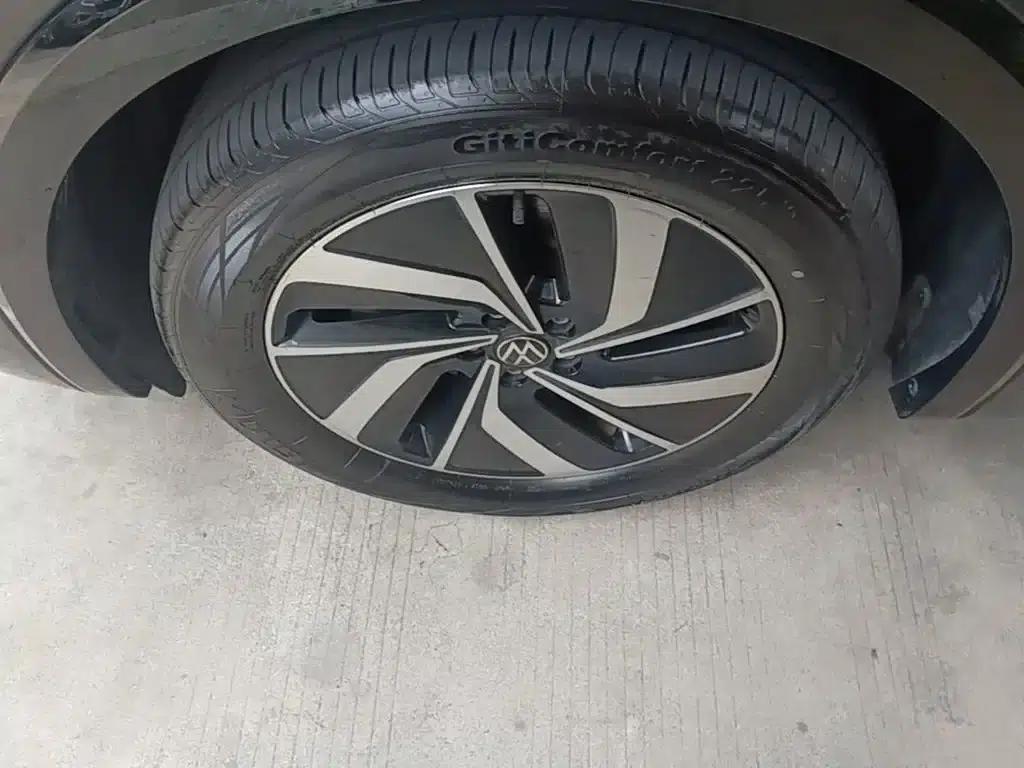 Viloran 2024 330TSI Luxury Edition — миниатюра 23