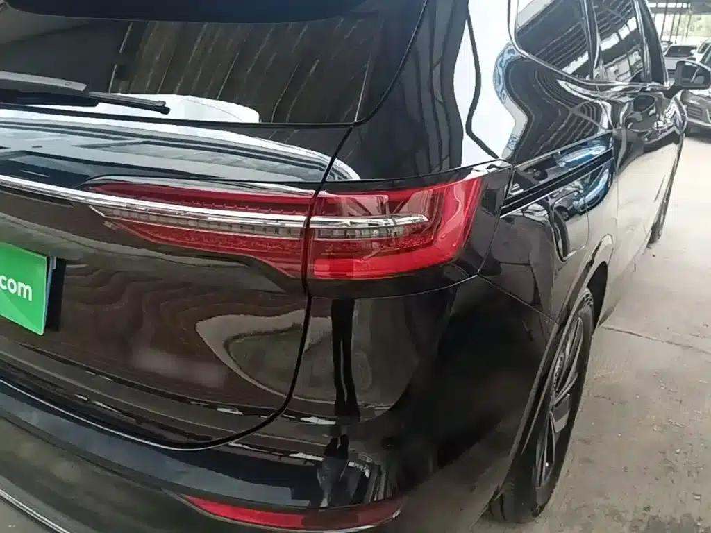 Viloran 2024 330TSI Luxury Edition — миниатюра 8